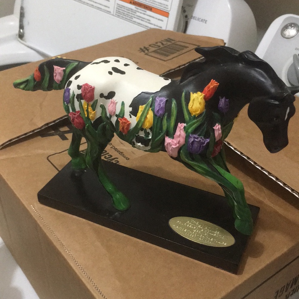 Trail of Painted Ponies Collectible